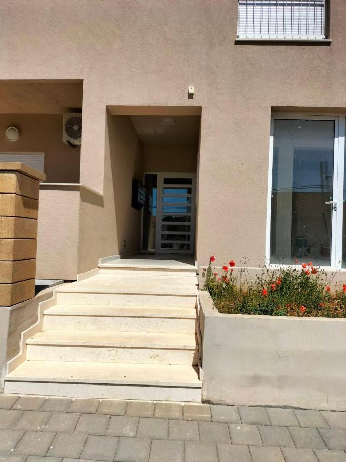 Apartman Hanna Zdrelac Exterior photo