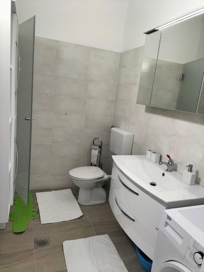 Apartman Hanna Zdrelac Exterior photo